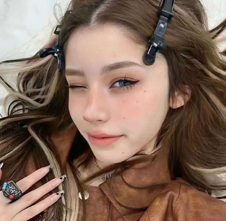 红星闪亮